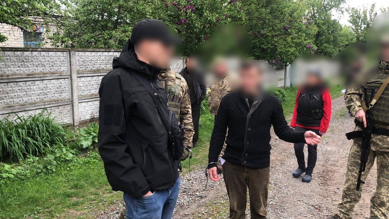 с. Перемога, здав місцеву самоорону