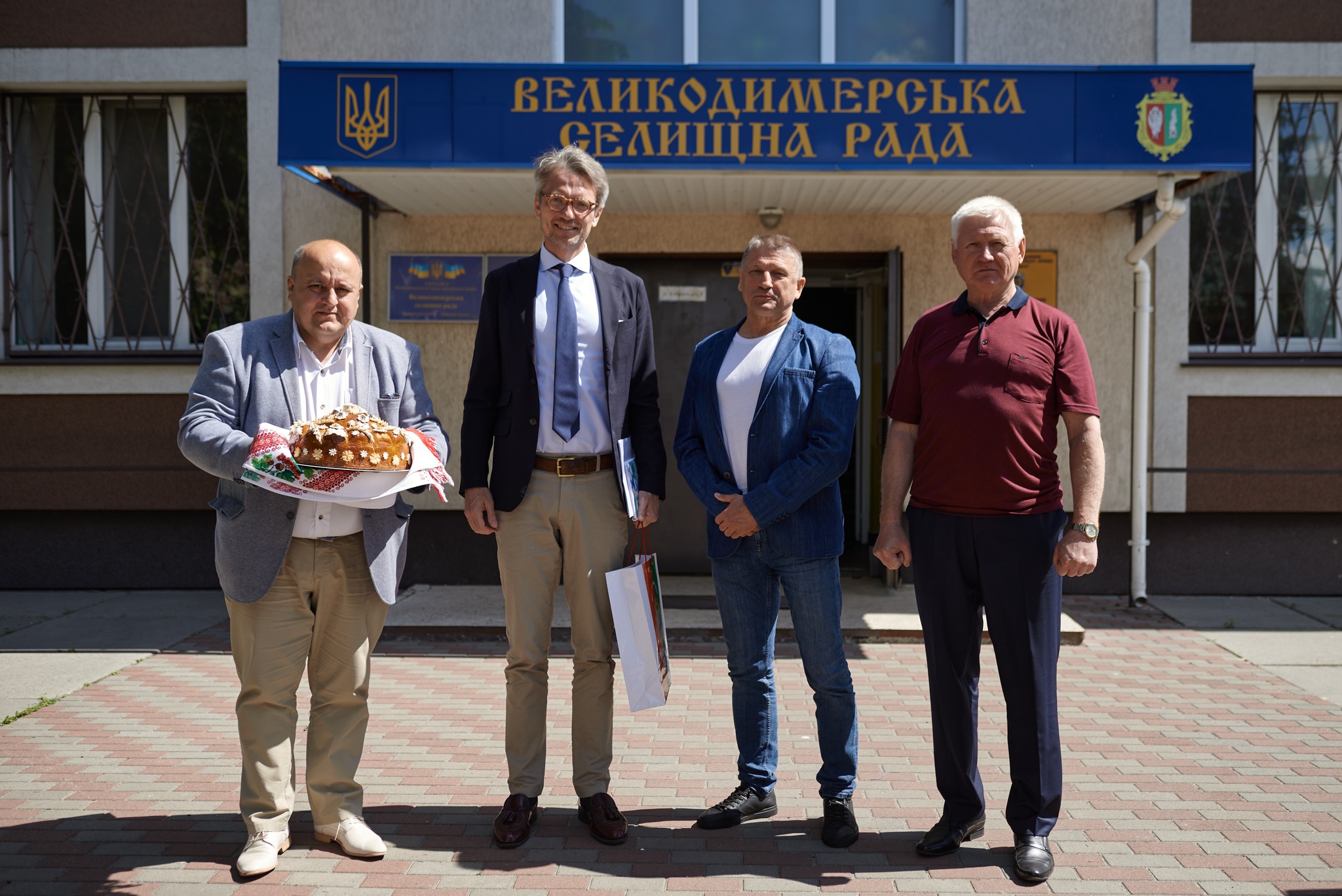 Швеція у Великій Димерці