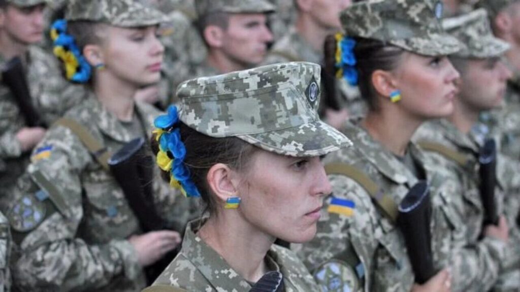 Жінок братимуть на військовий облік лише за їхньою згодою – Генштаб