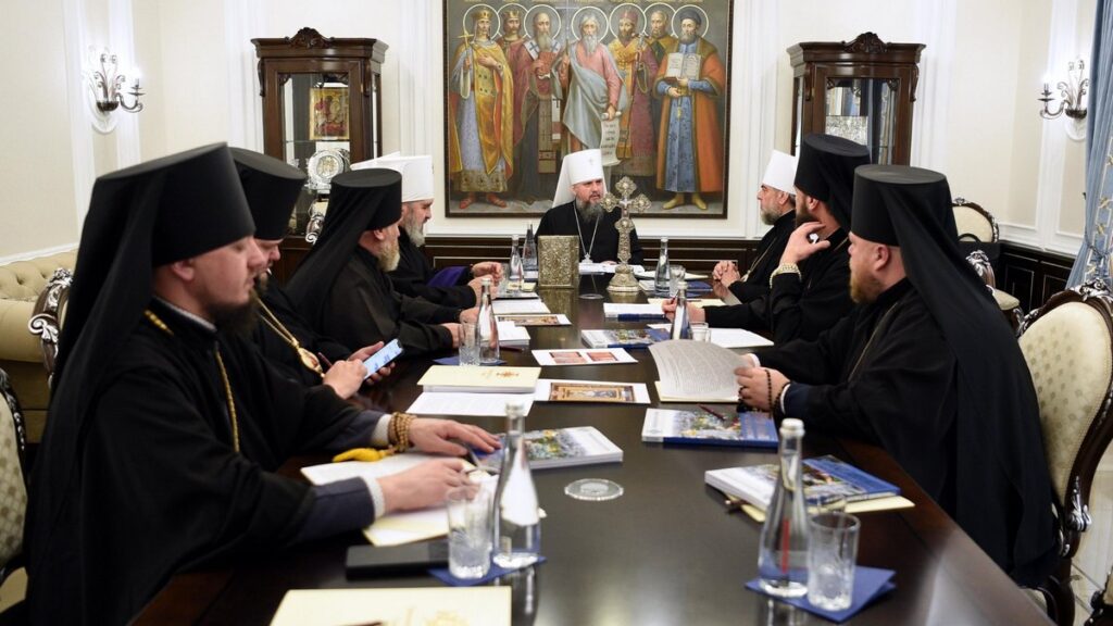 Православна церква України дозволила проводити різдвяні богослужіння 25 грудня рідвяні богослужіння