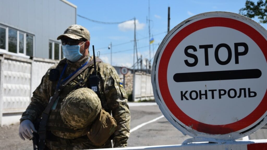 Виїзд чоловіків із батьками-інвалідами за кордон: нюанси кордон
