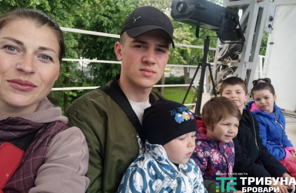 Переселенці в Броварах: як містяни ставляться до труднощів ВПО з житлом