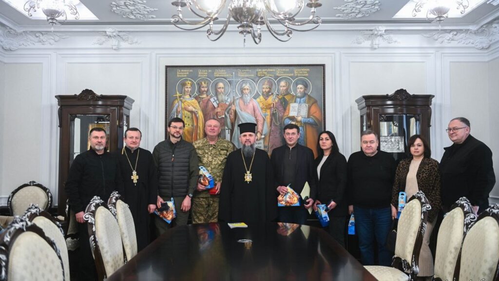 У Лук’янівці на Броварщині відбудують зруйновану церкву: Епіфаній зустрівся з очільниками Броварської громади та нагородив їх