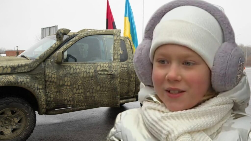 Юна броварчанка наколядувала для допомоги 72-ій бригаді ім. Чорних Запорожців на шини для машини. ВІДЕО