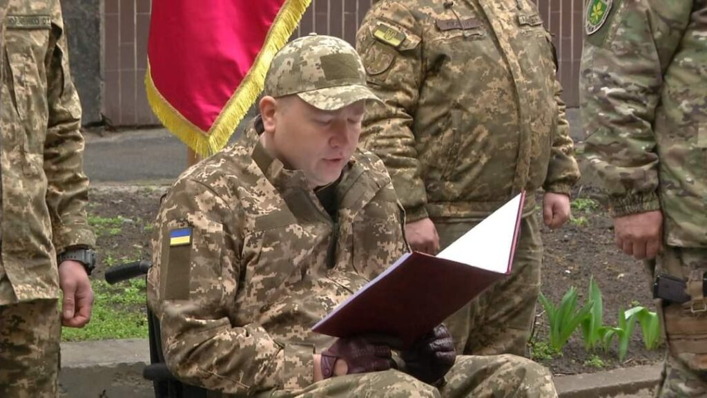 Броварський паралімпієць та обласний депутат Олег Іваненко склав військову присягу. ВІДЕО