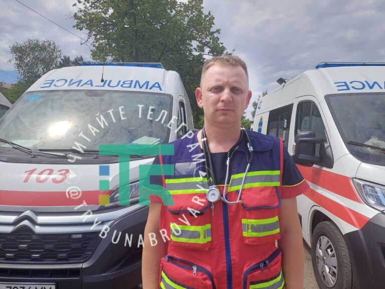 «Я думав, що вже ніколи не побачу дружину і свою тоді 11-місячну доньку», – фельдшер броварської «екстреної» Богдан Колодич про супроводження «зелених коридорів» Богдан Колодич, екстрена