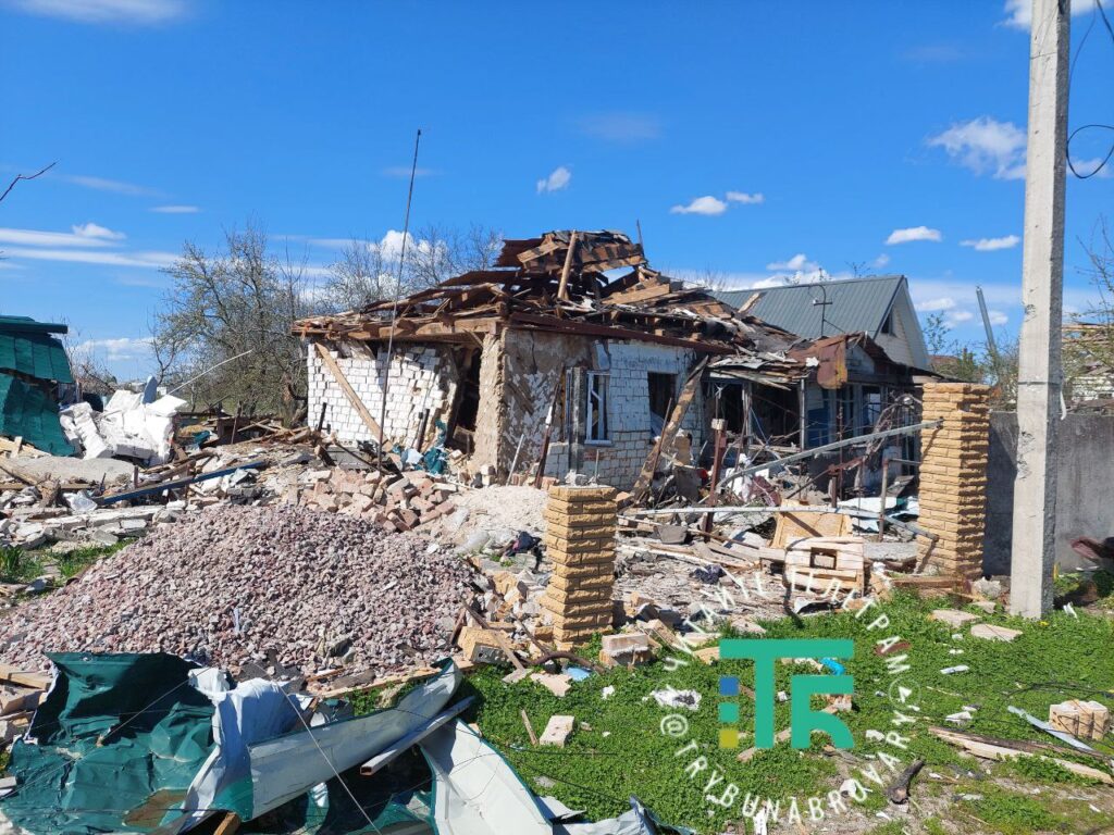 На відновлення зруйнованих будинків у Великодимерській і Калитянській громадах Бровари виділять 5 млн грн Зруйноване житло Велика Димерка