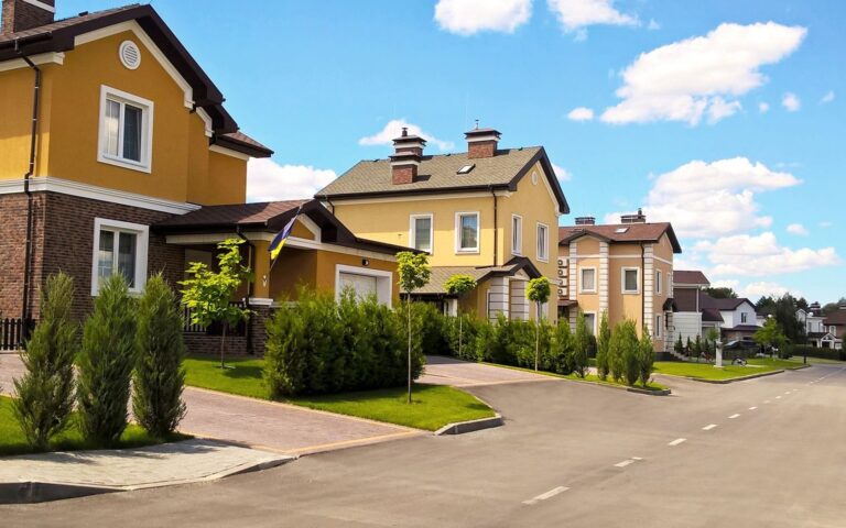 Переселенці з Бахмутської громади хочуть побудувати для себе містечко в Требухові Приватне містечко