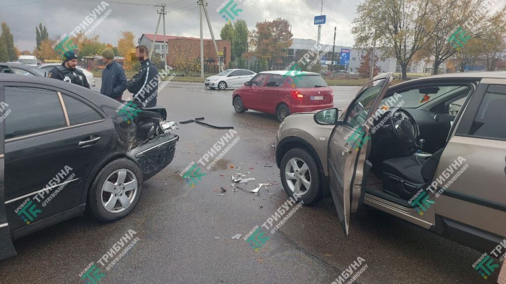 У Броварах на аварійно небезпечному перехресті Незалежності – Січових Стрільців планують облаштувати клумбу задля кругового руху Бровари аварія