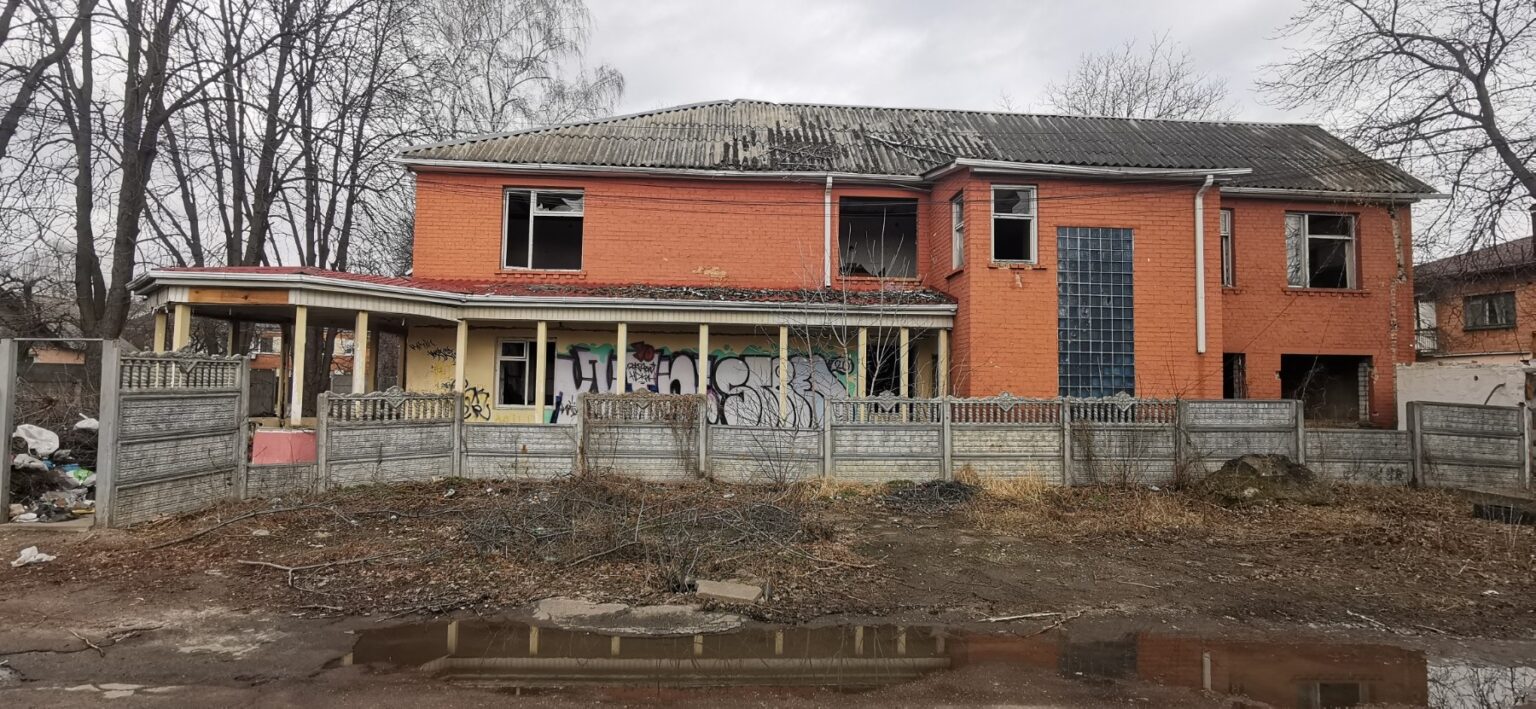 вул. Воїнів-афганців, 5 , єдиний майновий комплекс