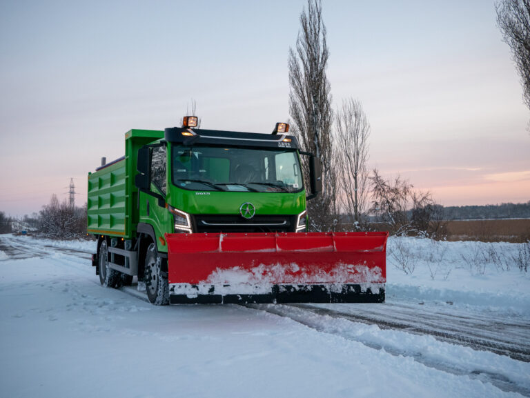 Броварським комунальникам планують закупити 4 одиниці спецтехніки Спецтехніка