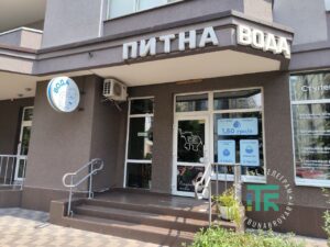 Чорновола 6-А