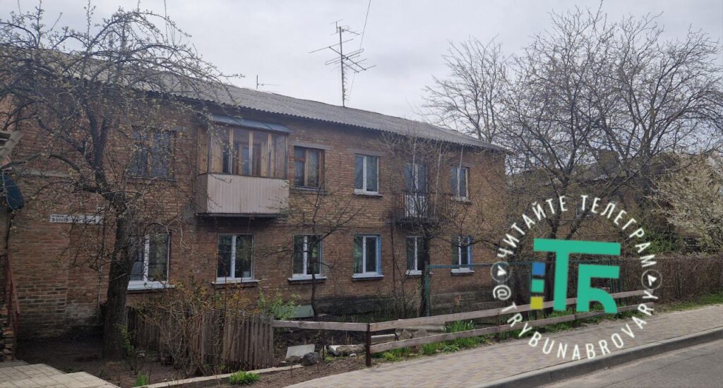 двоповерхівка на вул. Воїнів-Афганців