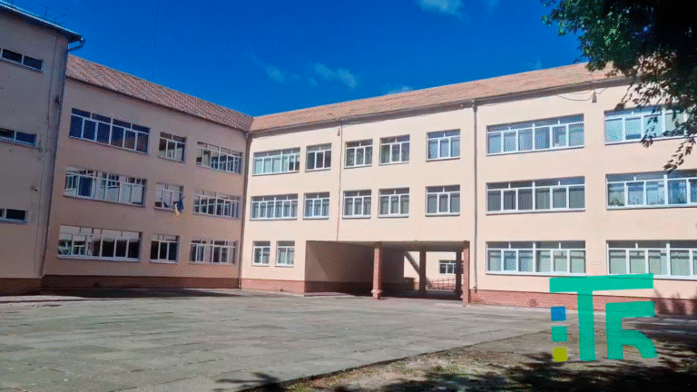 Ліцей 9