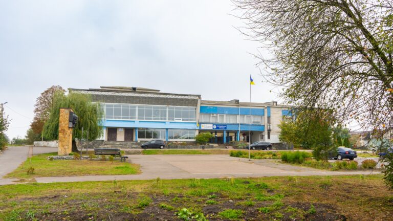 У старост сіл Требухів і Княжичі з’являться помічники: виконком Броварської міськради утворює новий відділ і розширює штат село Княжичі