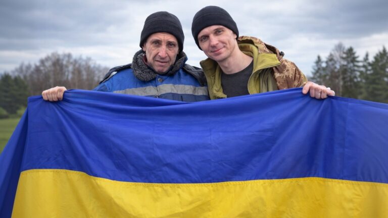 Під час обміну 300 на 300 із російського полону повернулися двоє військових із Броварів