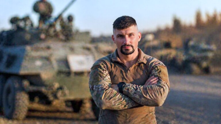 Нагороджений відзнакою «Золотий хрест», яку не встиг отримати: Бровари попрощались із Захисником Олександром Кудрицьким