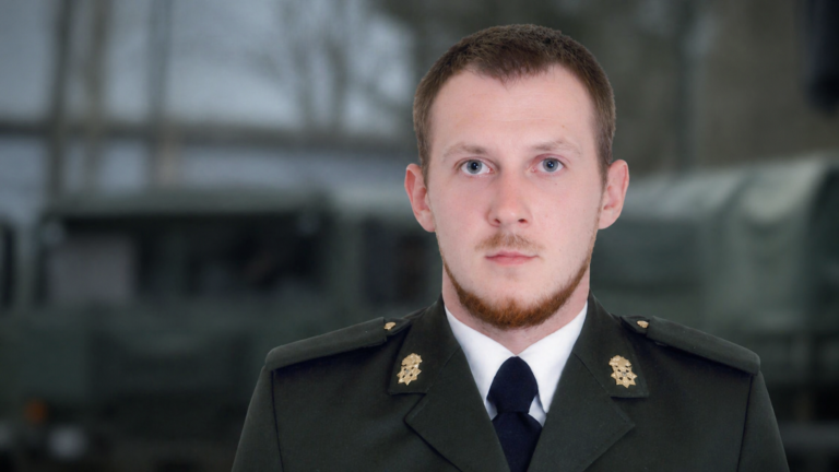 У Броварах провели в останню путь Героя Олександра Бацулу