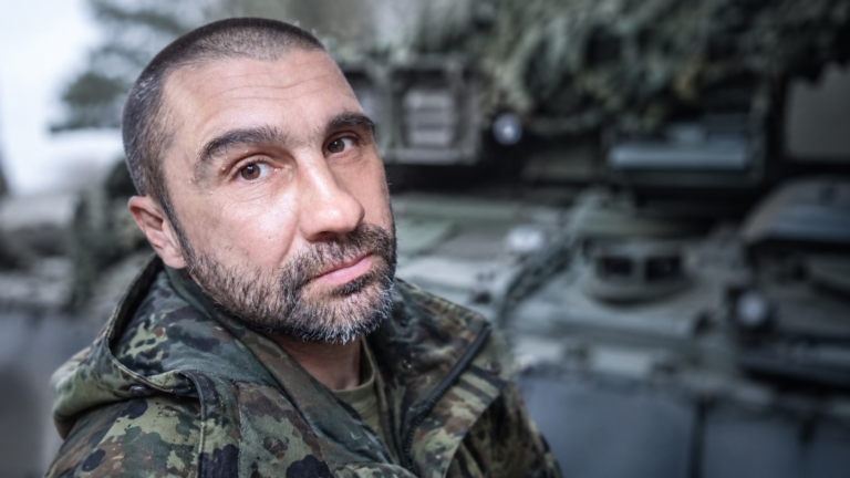 Лише два місяці тому на війні загинув рідний брат: Бровари попрощалися з полеглим Захисником Олександром Шеленгом