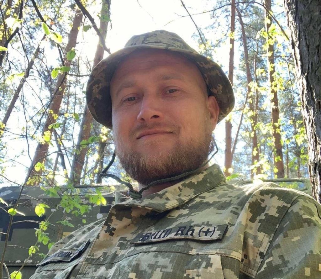 Загинув через ворожий удар по навчальному центрі в Десні: Бровари попрощались із загиблим Захисником Олександром Ярмоленком Олександр Ярмоленко