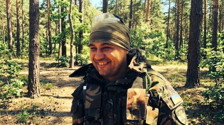 Був надзвичайно позитивний, любив життя й Україну: помер захисник Денис Предеін Денис Предеін